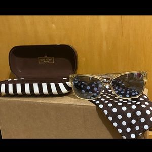 Henri Bendel Sunglasses 💙